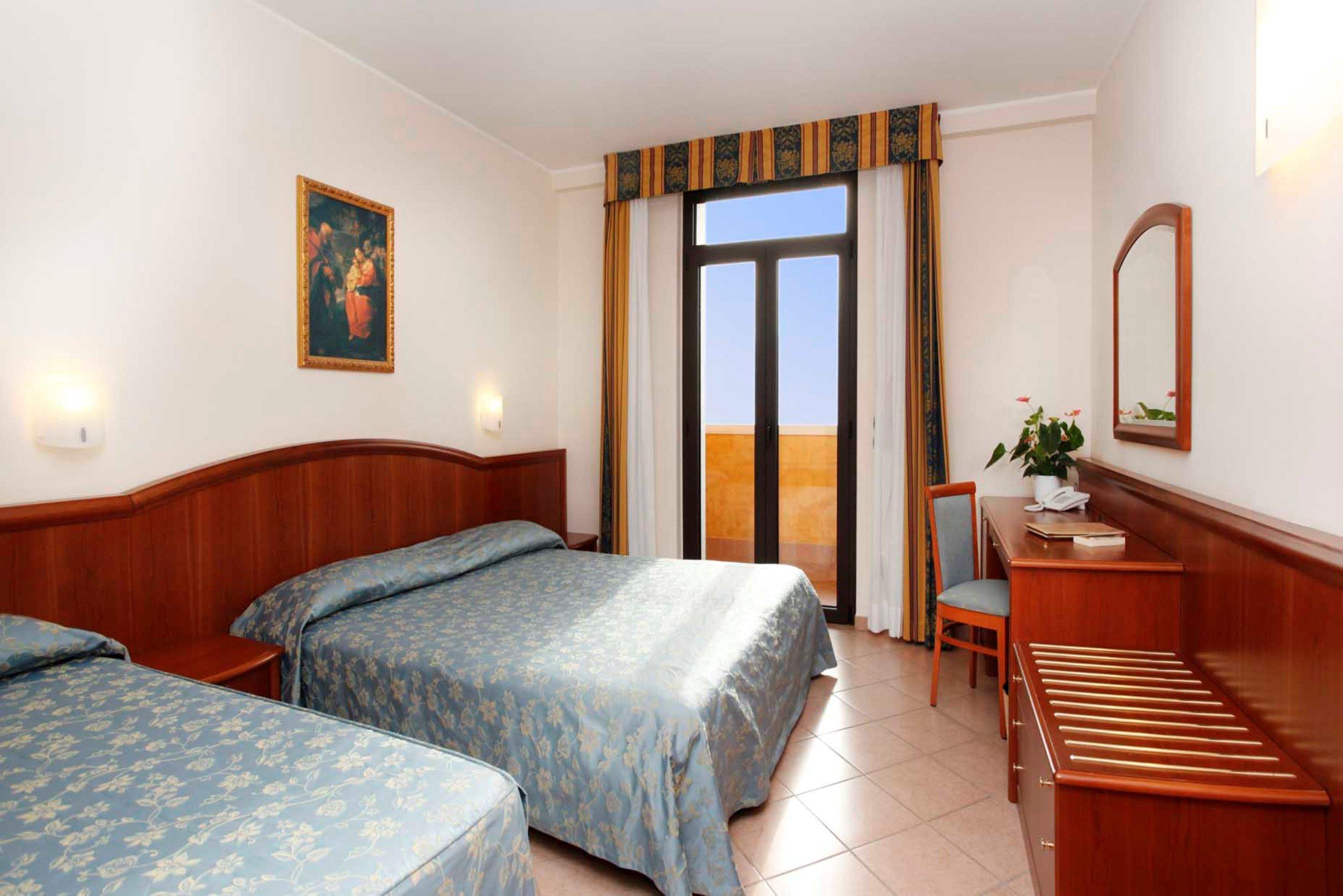 Готель Garda Family House Кастеллетто-ді-Бренцоне Екстер'єр фото